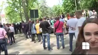 No comment. Jurnalista PublikaTV: Draci de credinciosi