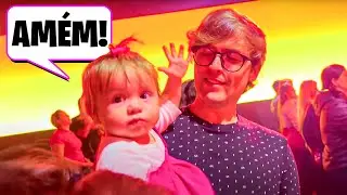 LEVEI MINHA FILHA HAILEY na IGREJA para ORAR pelos nossos INSCRITOS! Pai Também Vloga