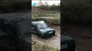 Нива заглохла в луже 