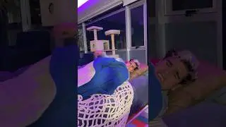 Cuando te cachan en la pijamada😱😭😰🤯