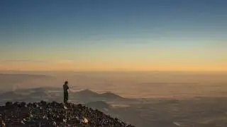 Mountain jump - Coyote Hearing - Electronic Music - Energy