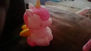 PONY CON MAQUILLAJE