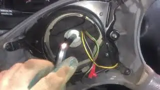 Как снять,поменять подрулевой шлейф на автомобиле Mercedes-Benz W210