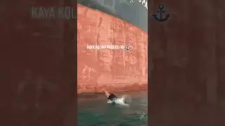Swimming in the deep ocean 😱 