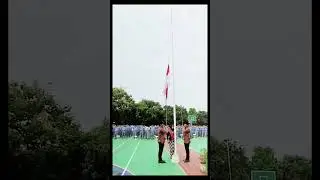 Pengibaran Bendera dalam rangka memperingati Hari Pendidikan Nasional