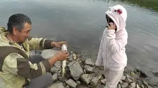 Рыбачим с детьми. Песня от Петра Романовича!!!