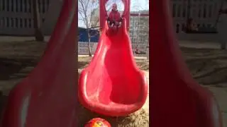Гуляем на улице( 3 часть)