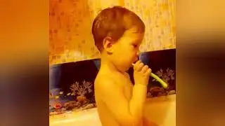Чистим зубки сами