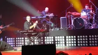 Garou - That's the way I like it + Get Lucky (Kiev, 30.10.2018)