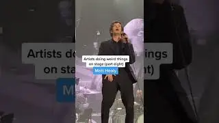 Matt Healy/The 1975 - performing live 