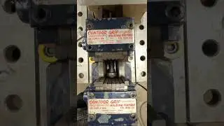 This rare vise can grab anything! 