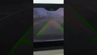 Using reversing camera on BMW 5 series to park in a bay #automobile #bmw
