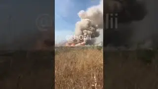 Pакетный удар комплексом HIMARS по складу российских боеприпасов в Мелитополе.