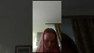 Веселимся дома. Играем на пианино.