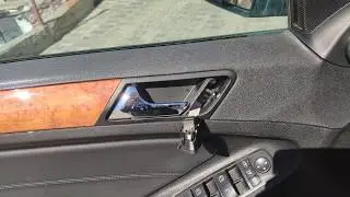 How to remove door panel mercedes ml164