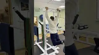 31 раз. Можно больше, но уже надоели дёргания... #упражнение #сила #подтягивания
