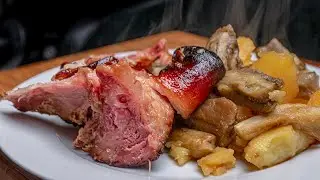 Свиная рулька с мёдом и горчицей номер шесть