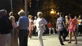 ДИСКОТЕКА КОМУ ЗА 50... ГОРПАРК КРАСНОДАР / КАЖДУЮ СУББОТУ И ВОСКРЕСЕНЬЕ / 8 МАЯ / 1 ЧАСТЬ