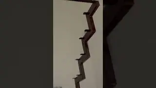 Лестница на ломаных косоурах