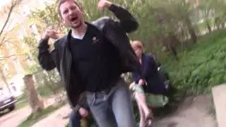 Санбой и Стас бухие танцуют у подъезда