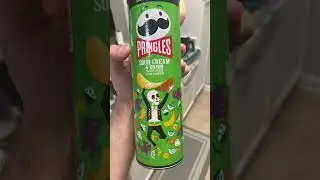 Glow In The Dark Pringles!