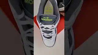 Nike Air Monarch