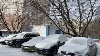 Островитянова 21 у входа