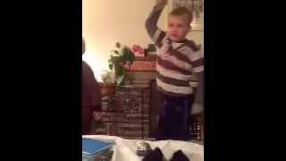4 & 7 year olds dancing to Gangnam Style