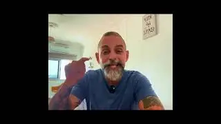 🔴 Le voleur au chapeau et au journal a encore sévit mais cette fois il a un complice.