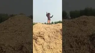 Cute brother daughter 😍 cute dance