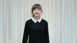 Владимир Маяковский стихотворение "Послушайте!". Читает Алина Писарева.