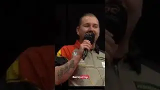 Dimitri van den Bergh sings 