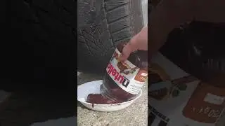 CAR 대 누텔라 크림으로 도로 위의 모든 것을 파괴하거나 부수기 