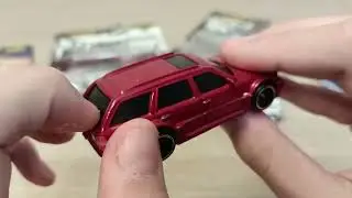 3 Hot Wheels Premium reviews