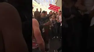Очередная наташа на Никольской
