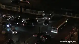 Водитель не заметил знак ТУПИК и пытался повернуть налево на перекрытую улицу