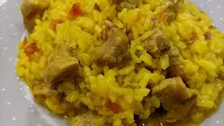 🌿 Arroz Dominguero