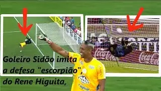 Goleiro Sidão faz a famosa defesa  