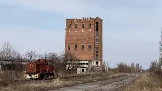 Заброшка на который я играю дома в 