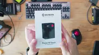 196「使用中の機材の残り稼働時間がわかるVバッテリーMOMAN POWER 99 TOUCH」