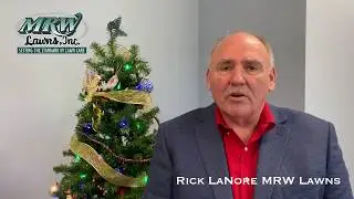 Merry Christmas from MRW Lawns