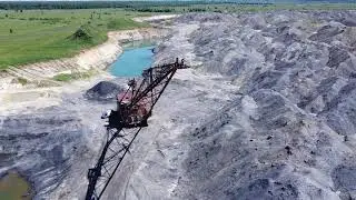 НКМЗ ЭШ 10/70 (Брошенный шагающий экскаватор в Петрушено)