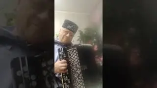 С Наступающим Новым годом  Дорогие  друзья!Здоровья и благополучия!