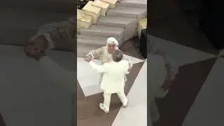 Песня,,На теплоходе музыка играет,,