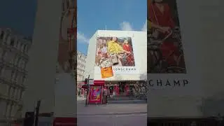 Piccadilly Circus becomes Longchamp's canvas!