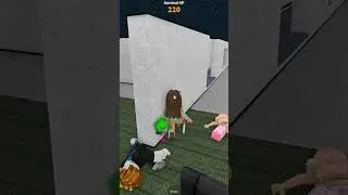 MM2 as ARIANA GRANDE 👧 (text to speech) #shorts