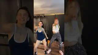 Buse Korkmaz Aleyna Tilki 