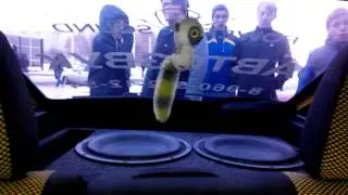 Мощные басы