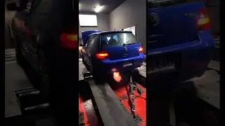 VW GTi SPITTING FLAMES