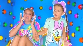 Ruby and Bonnie Mystery Buttons Challenge with Granny